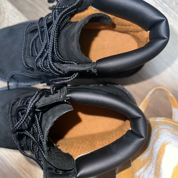 Timberlands - Picture 3 of 3